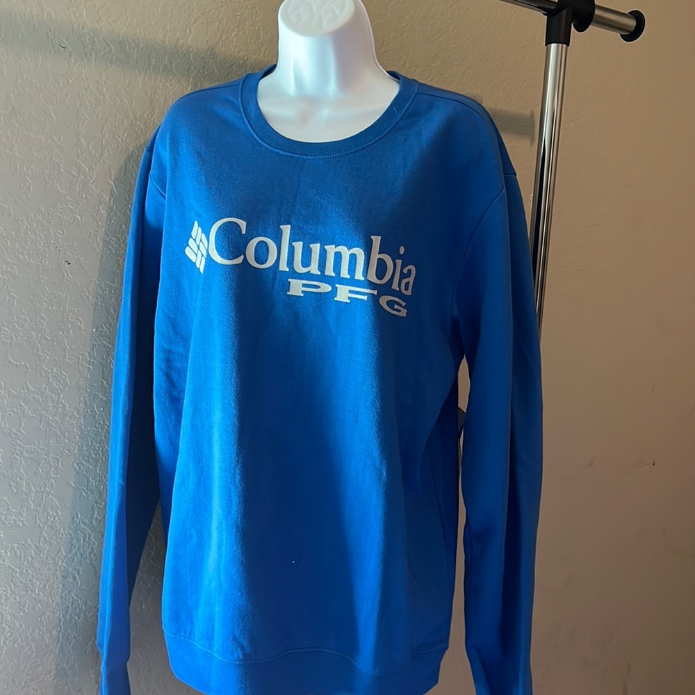 Columbia men’s blue PFG SWEATSHIRT IN MEDIUM AND XL